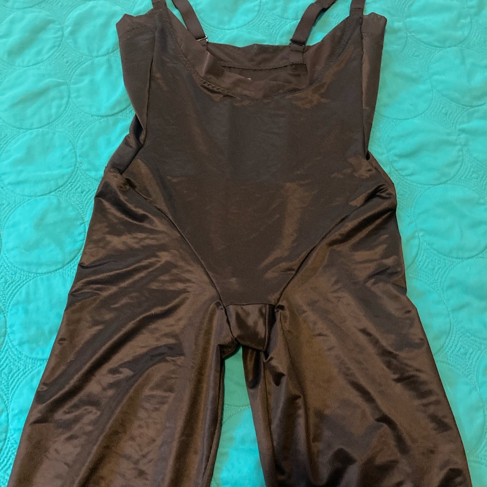 Maidenform shapewear